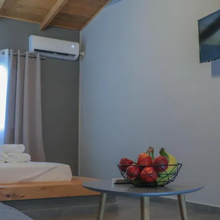 Spitakia-Cozy & Comfy Apartments 10Minutes From The Airport Artemida  Exterior photo