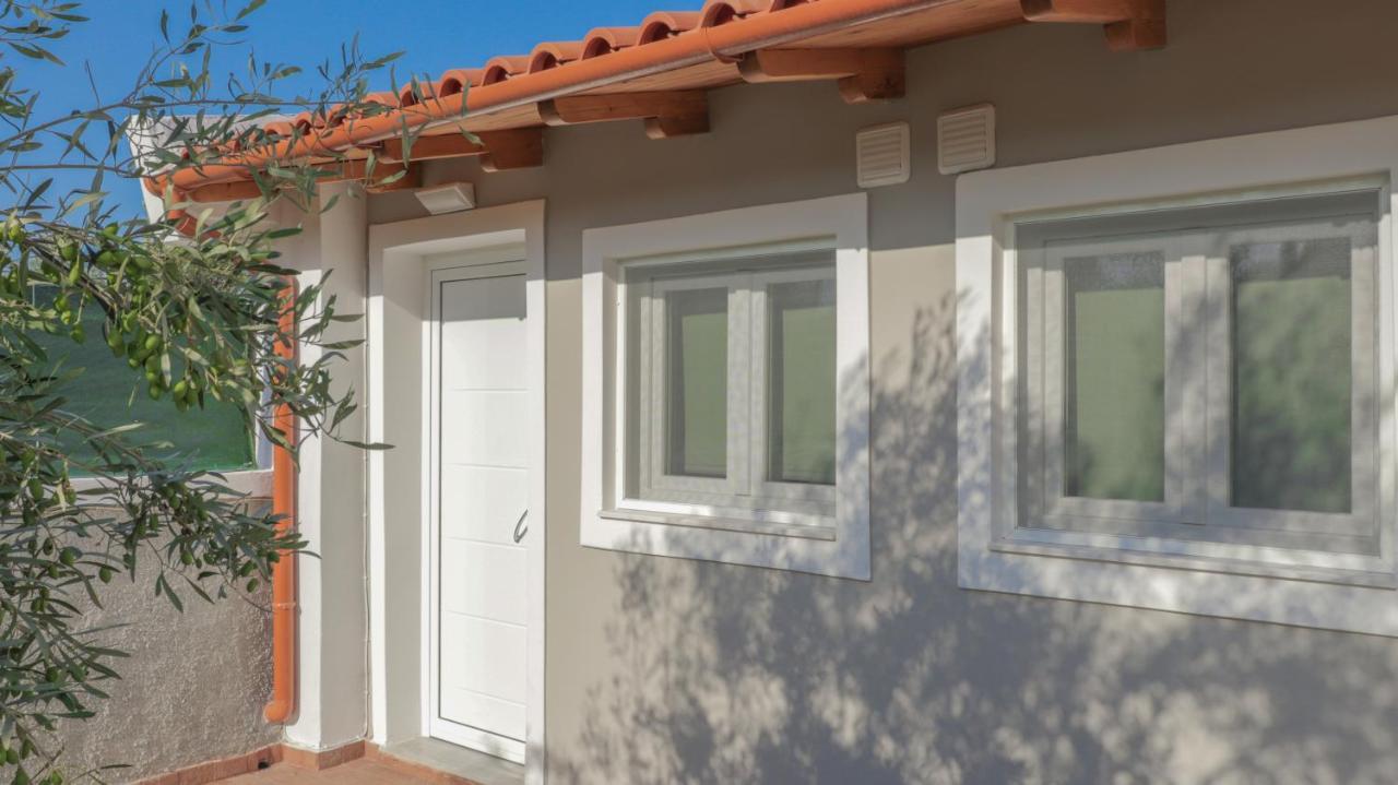 Spitakia-cozy & Comfy 10minutes From The Airport Apartment