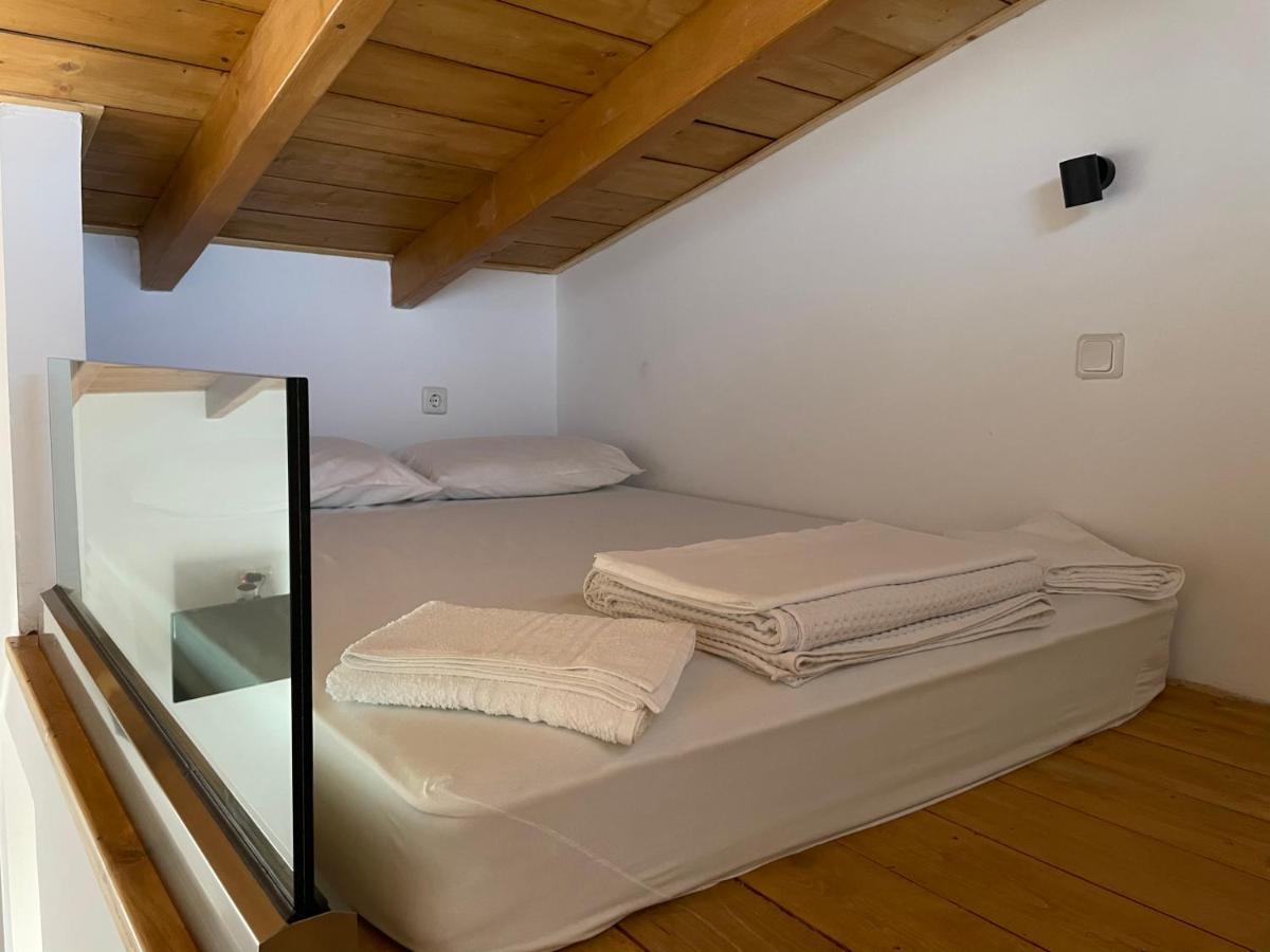 Apartment Spitakia-cozy & Comfy 10minutes From The Airport